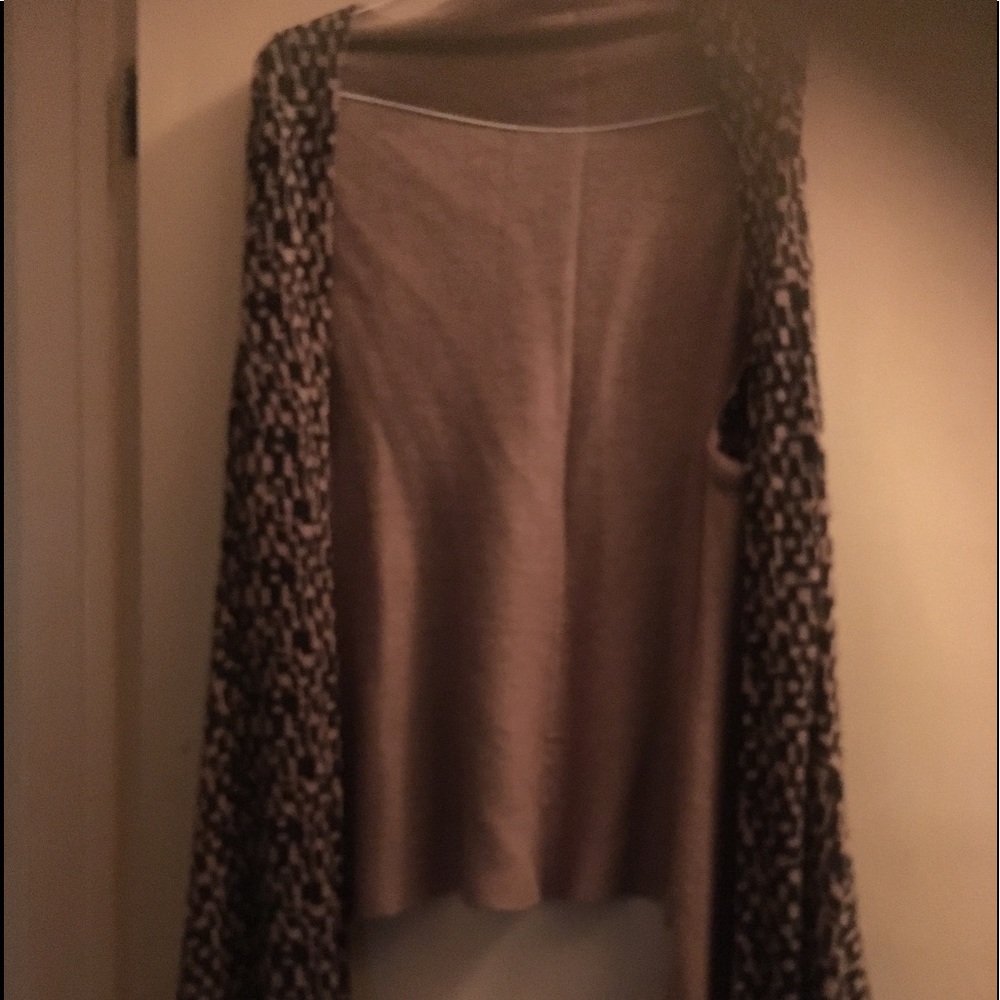 Leopard print vest
